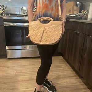 Beautiful Patricia Nash leather bag